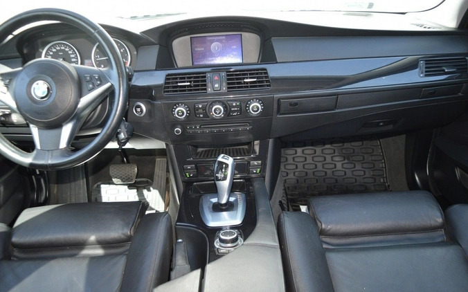 BMW Seria 5 cena 24900 przebieg: 254000, rok produkcji 2010 z Hrubieszów małe 667